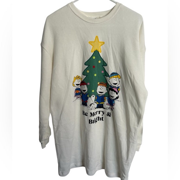 Peanuts Other - Grayson Social Juniors Peanuts Sleep Shirt Tunic Holiday
